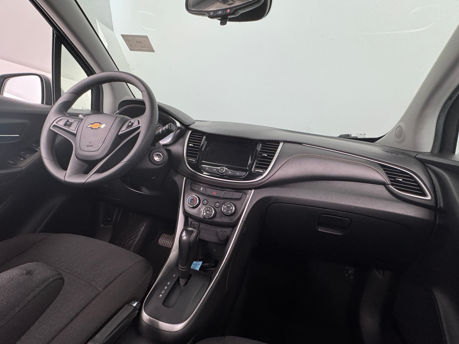 Thumbnail: 2020 Chevrolet Trax - 3