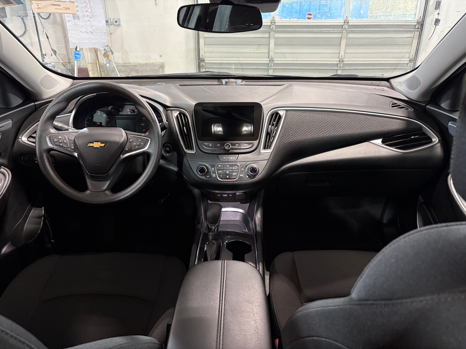 Thumbnail: 2024 Chevrolet Malibu - 3