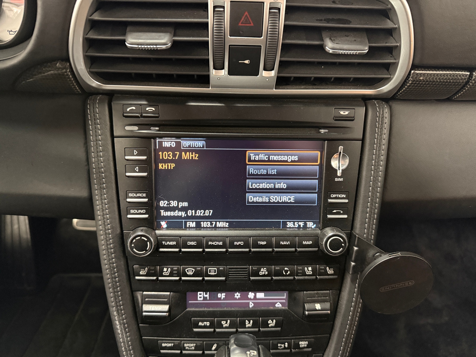 Thumbnail: 2010 Porsche 911 - 3