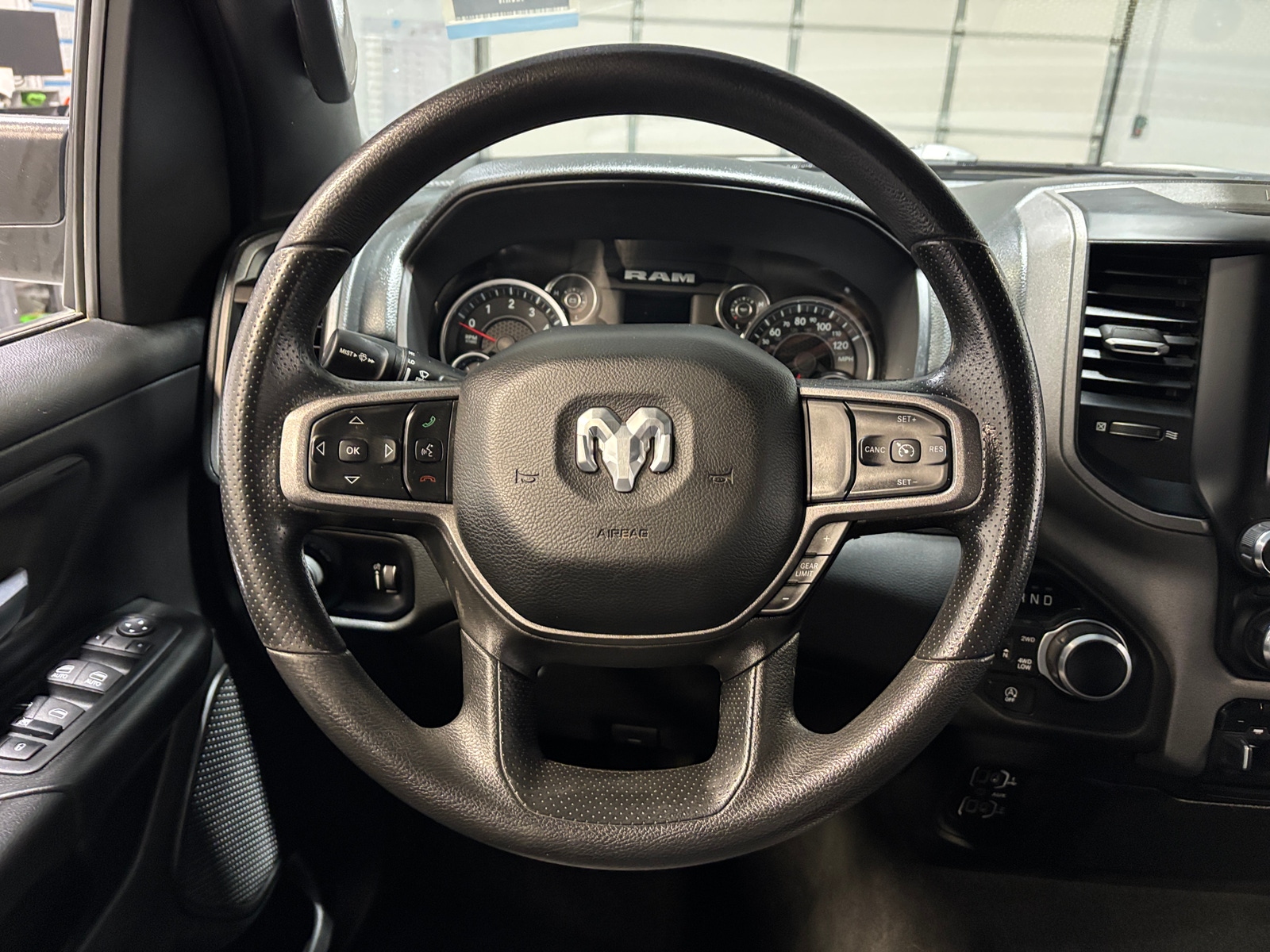 Thumbnail: 2022 RAM 1500 - 4