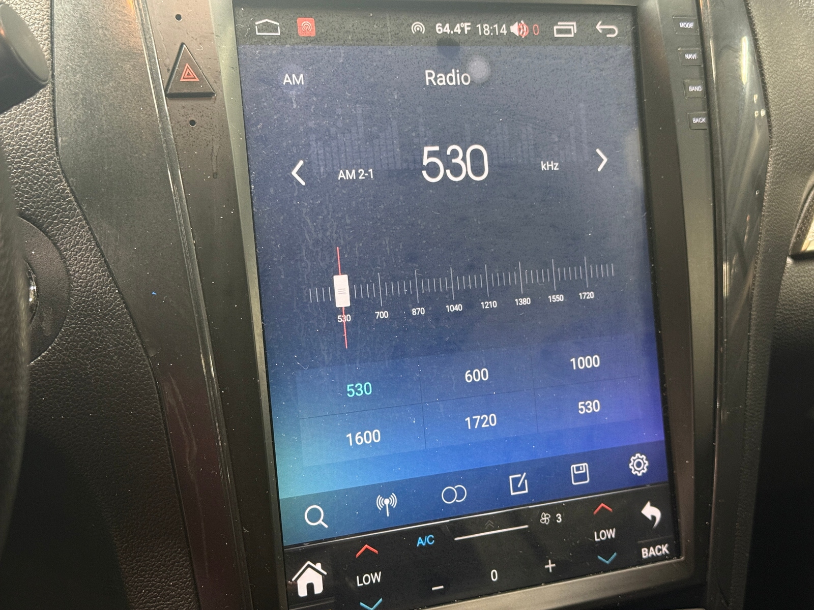 Thumbnail: 2018 Ford Explorer - 4