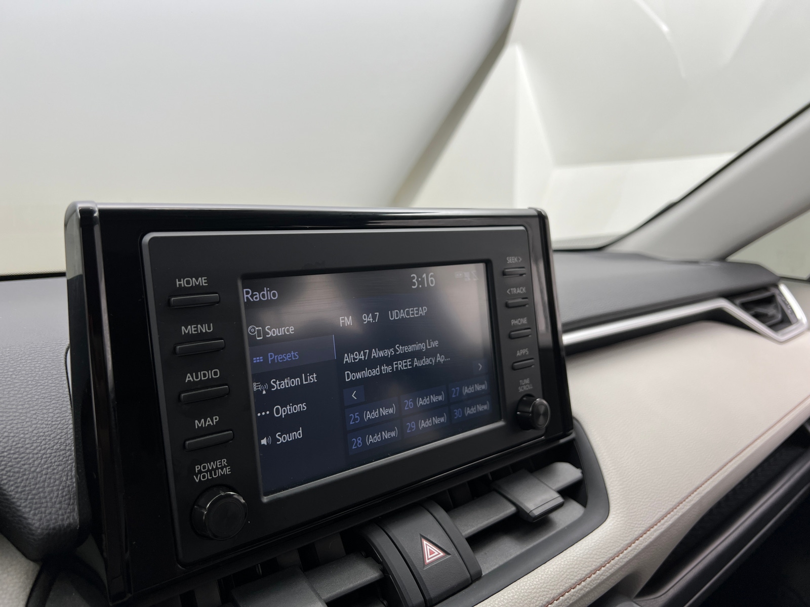 Thumbnail: 2019 Toyota RAV4 - 4