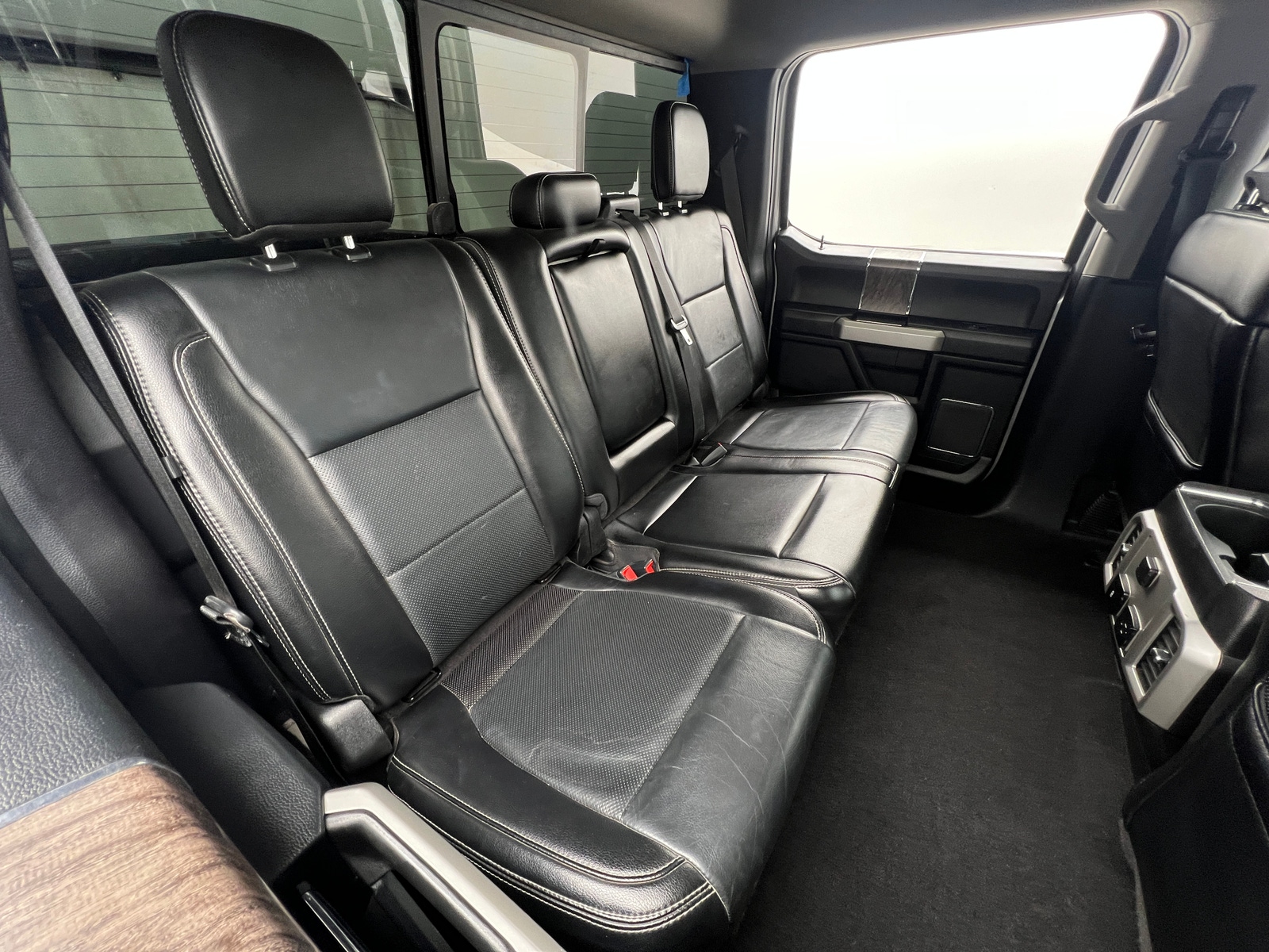 Thumbnail: 2019 Ford Econoline - 5