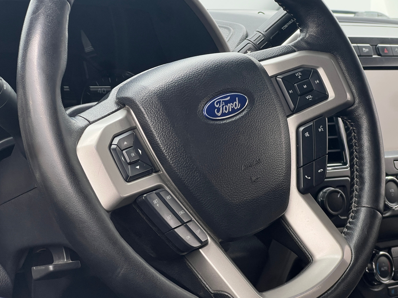 Thumbnail: 2019 Ford Econoline - 4