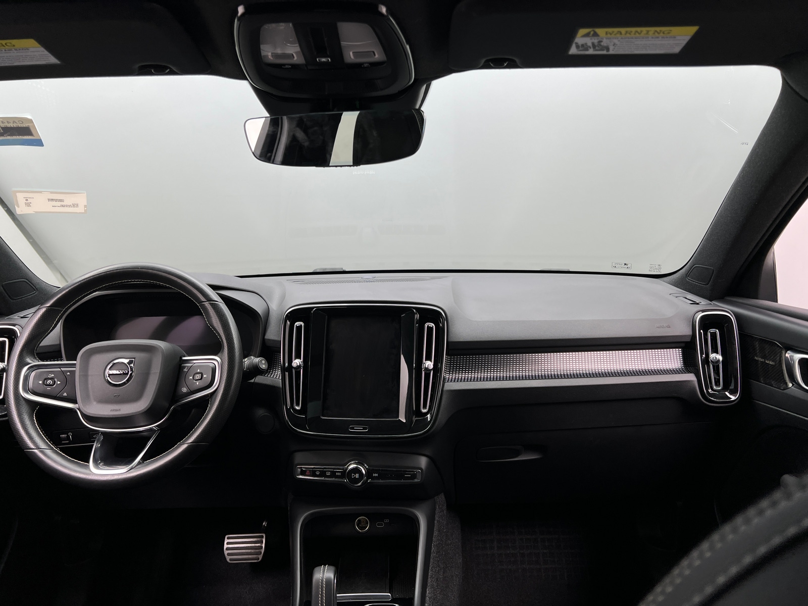 Thumbnail: 2021 Volvo XC40 - 2