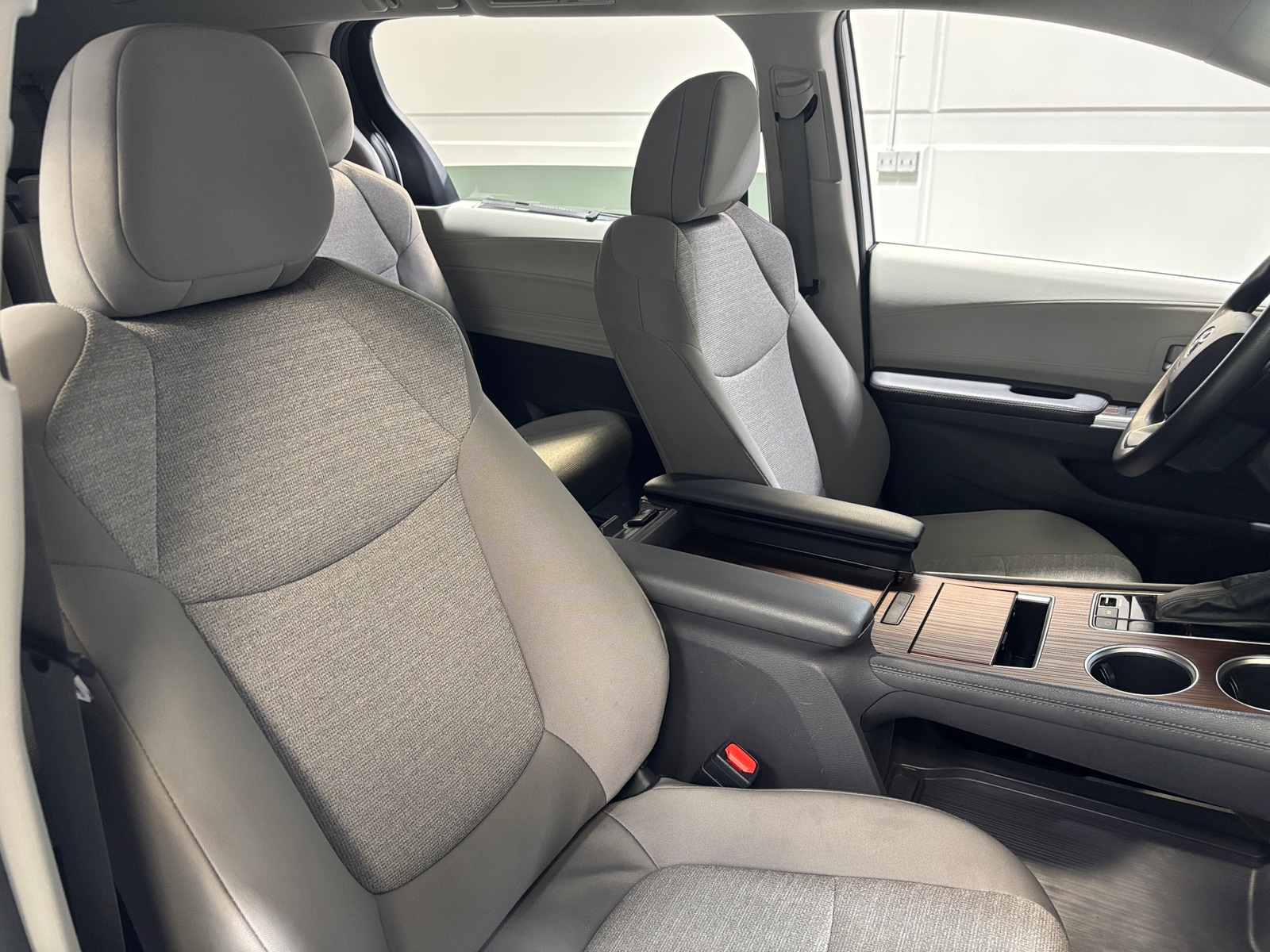 Thumbnail: 2024 Toyota Sienna - 2