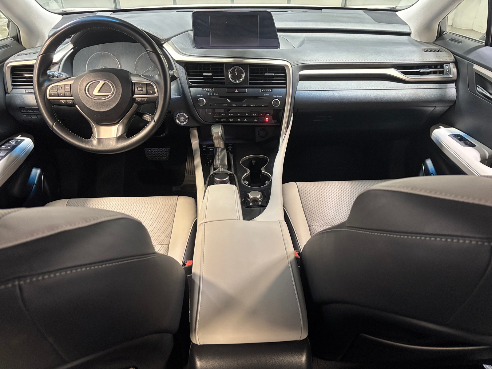 Thumbnail: 2019 Lexus RX - 2