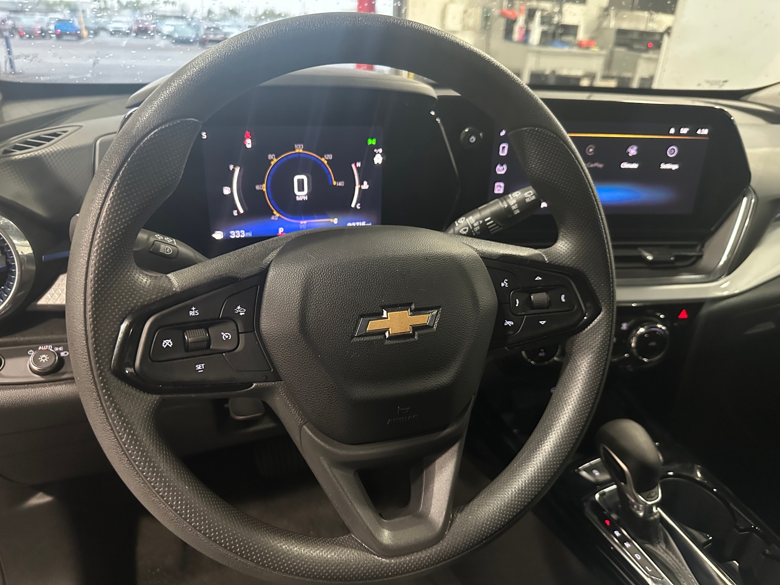 Thumbnail: 2025 Chevrolet Trax - 5