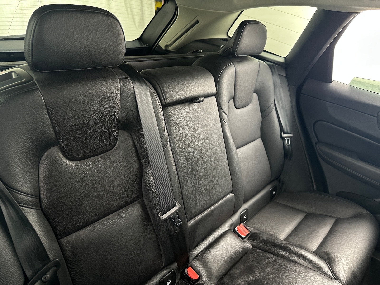 Thumbnail: 2023 Volvo XC60 - 5