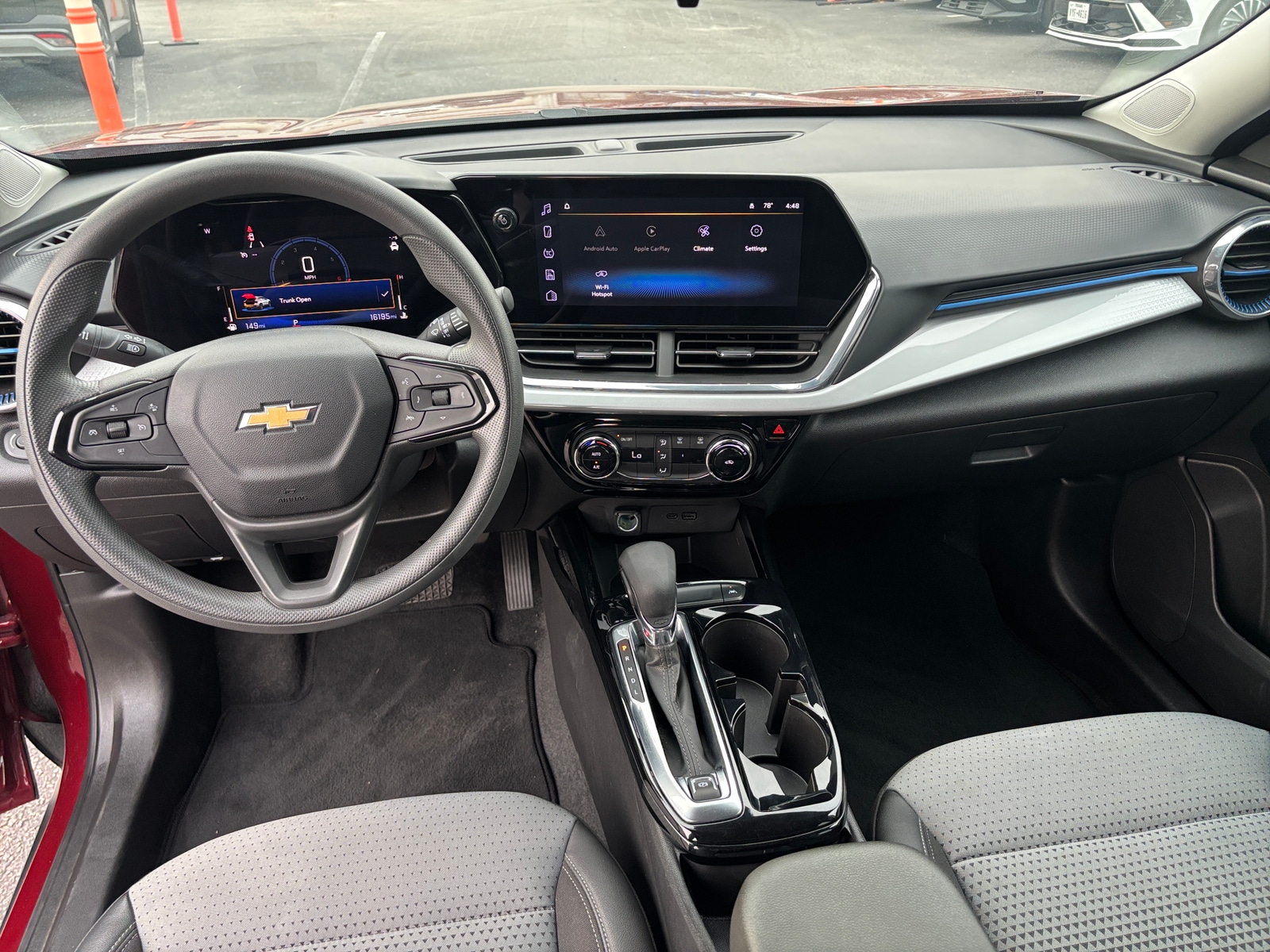 Thumbnail: 2025 Chevrolet Trax - 3