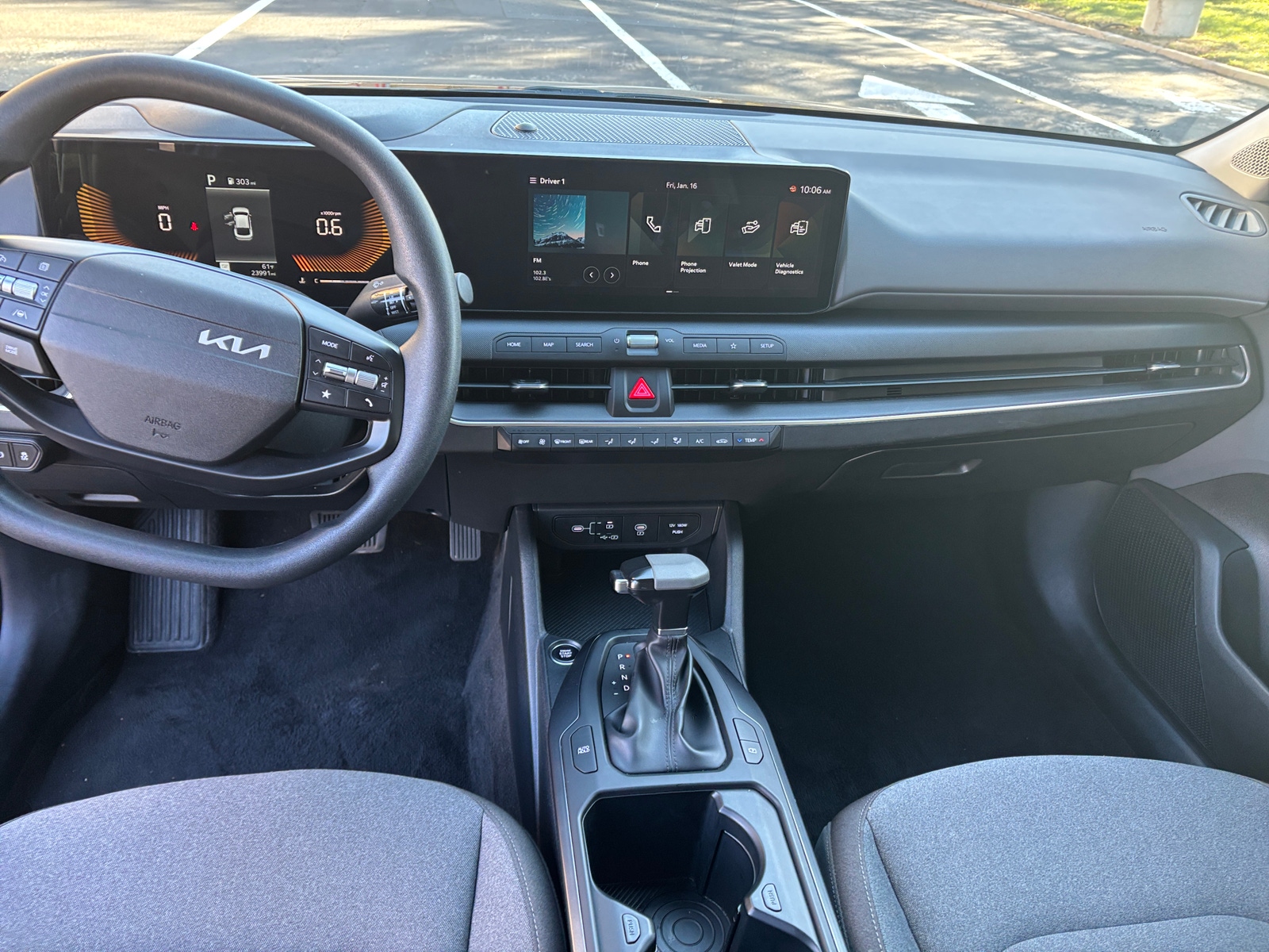 Thumbnail: 2025 Kia K4 - 3