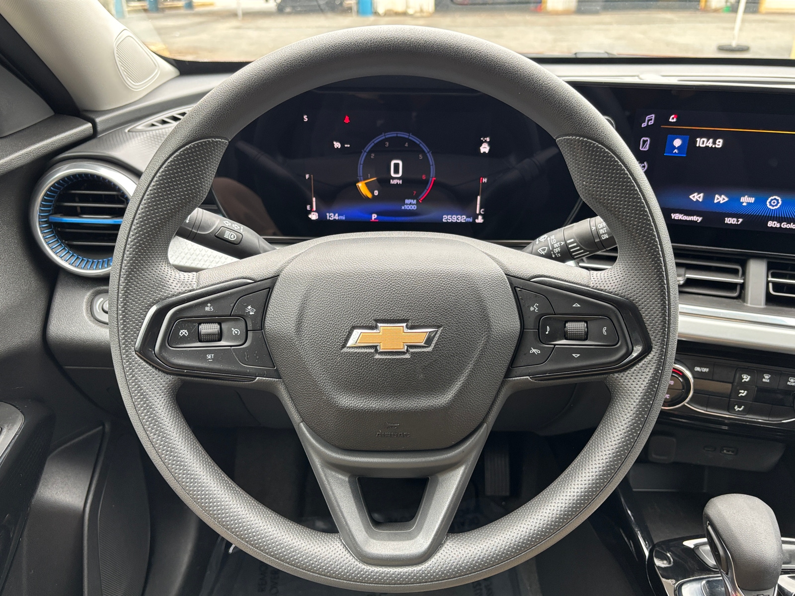 Thumbnail: 2025 Chevrolet Trax - 5