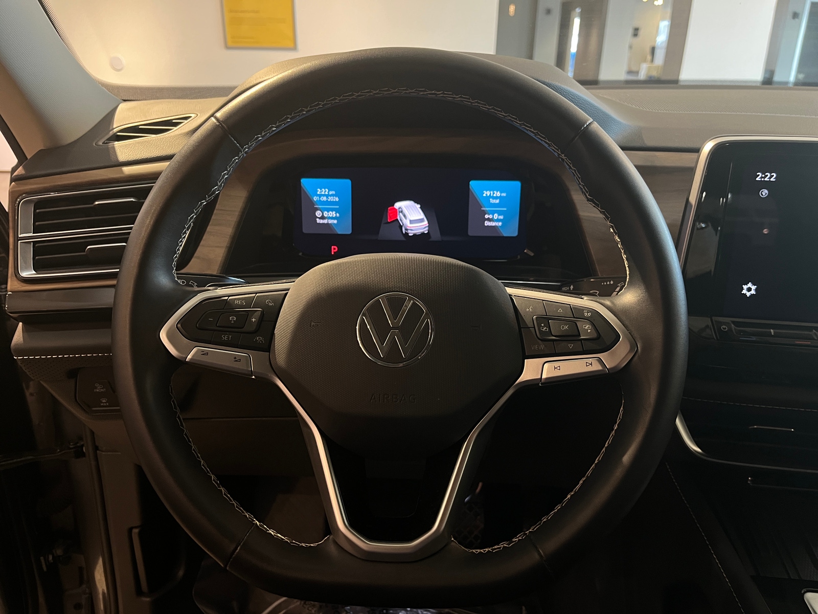 Thumbnail: 2025 Volkswagen Atlas - 4