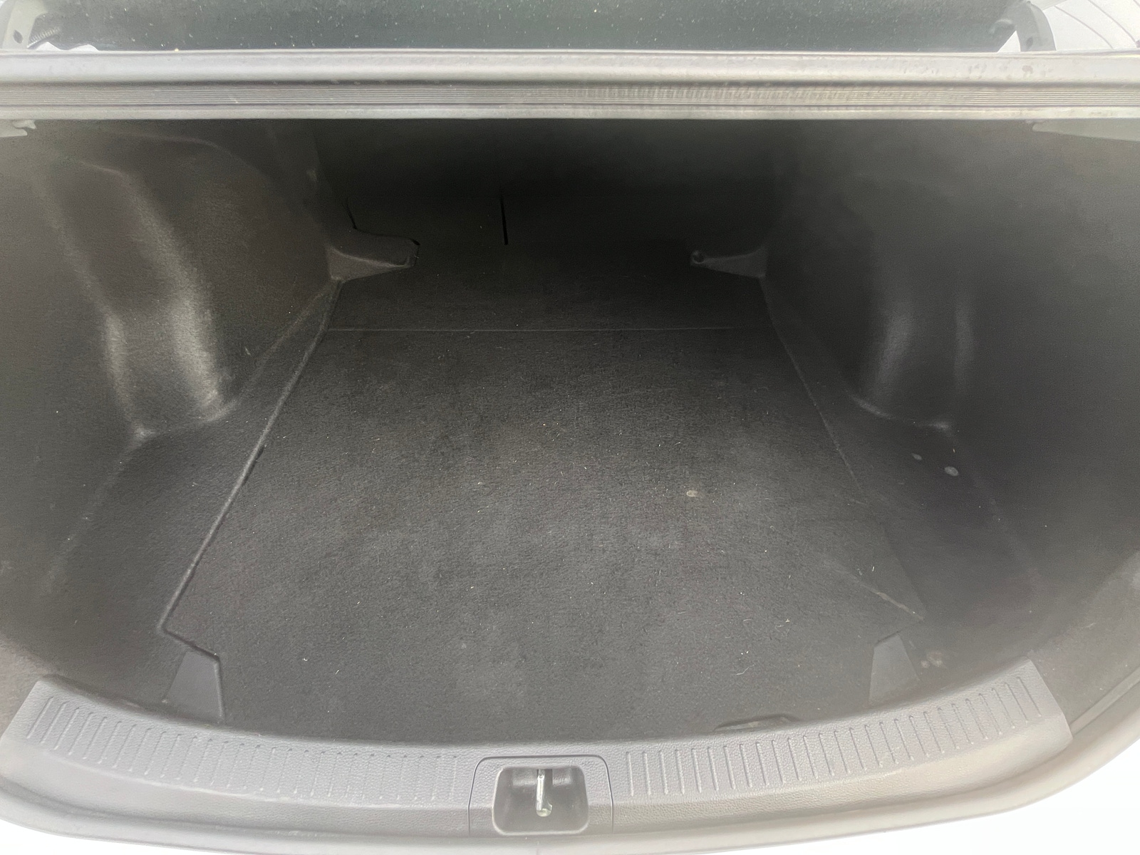 Thumbnail: 2025 Toyota Corolla - 6