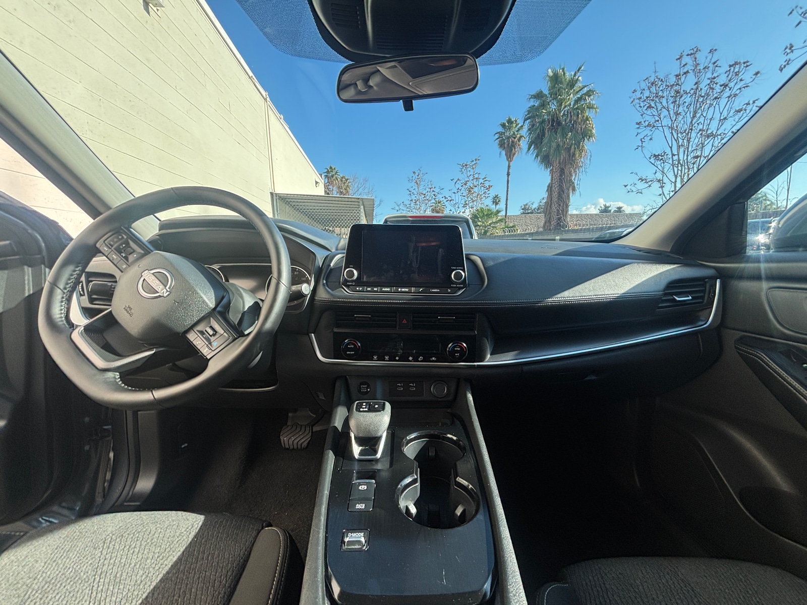 Thumbnail: 2025 Nissan Rogue - 3