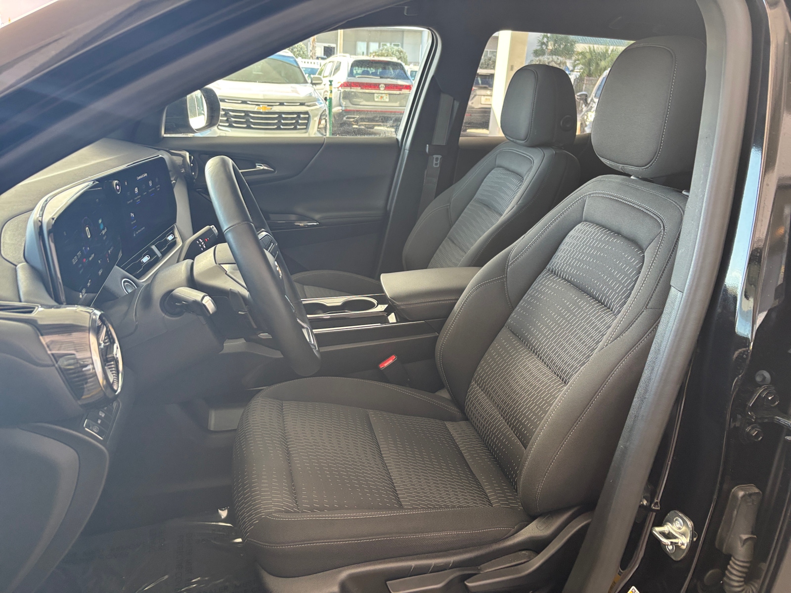 Thumbnail: 2025 Chevrolet Equinox - 2