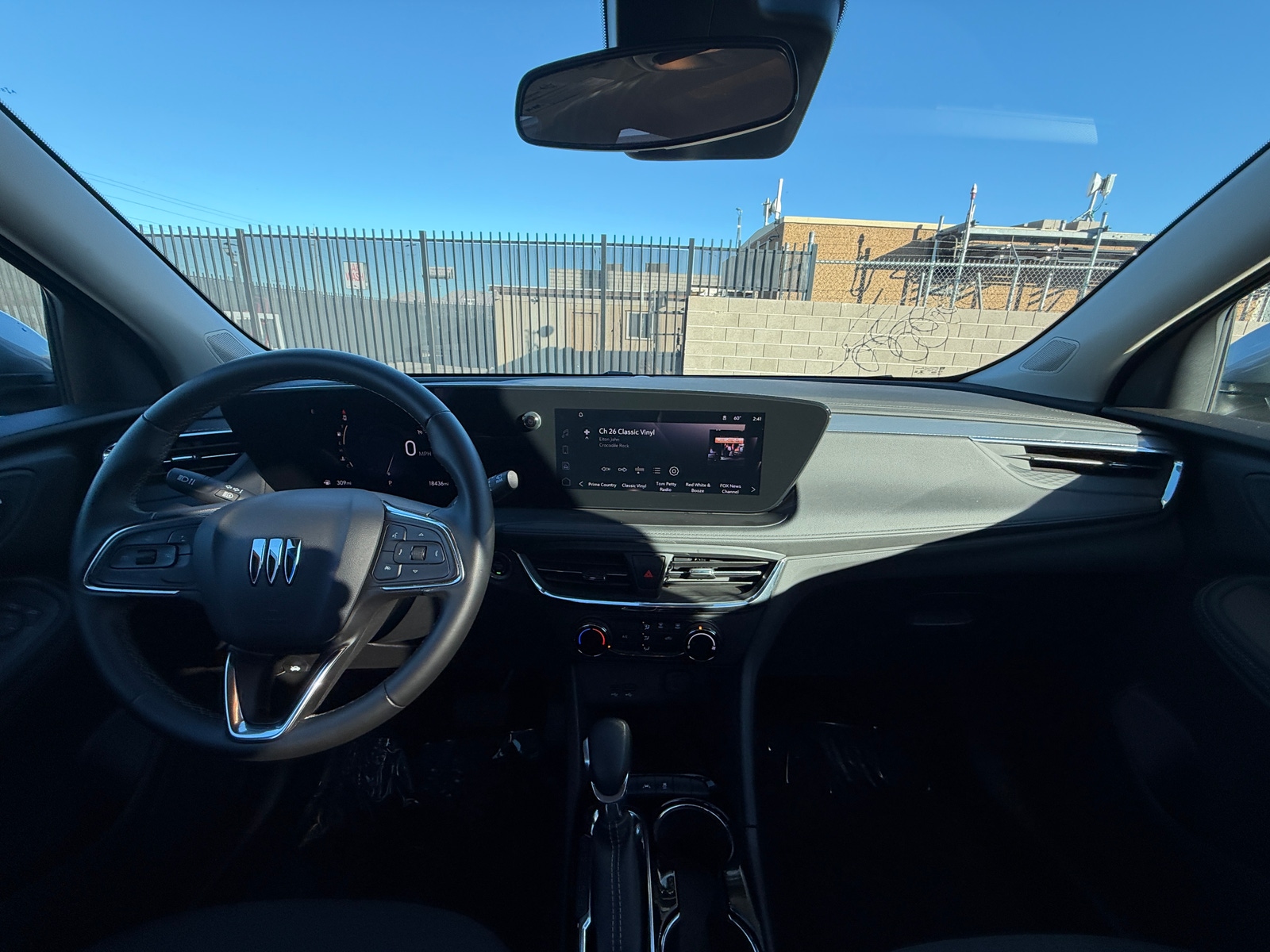 Thumbnail: 2025 Buick Encore GX - 3