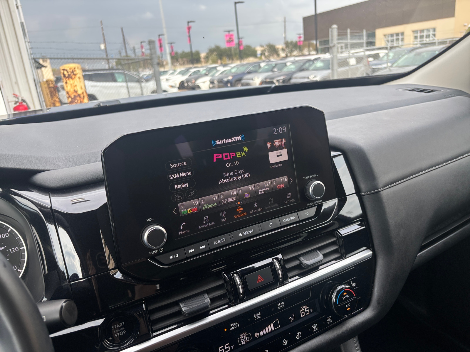 Thumbnail: 2025 Nissan Pathfinder - 4