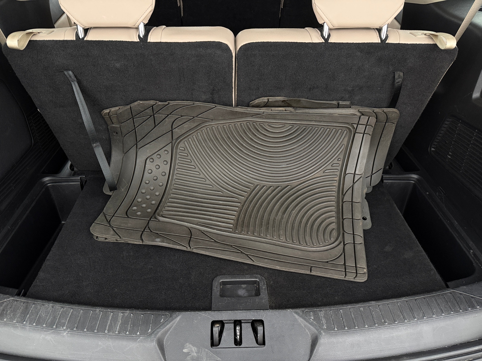 Thumbnail: 2024 Ford Explorer - 6