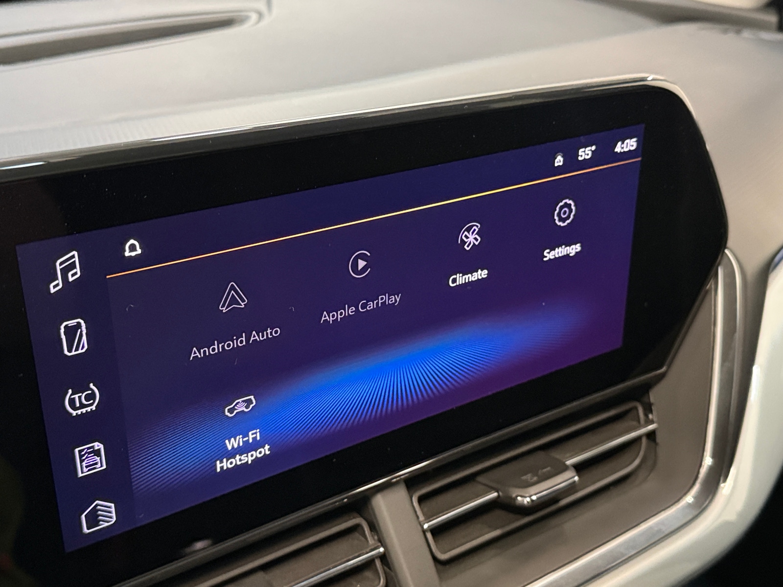 Thumbnail: 2025 Chevrolet Trax - 4