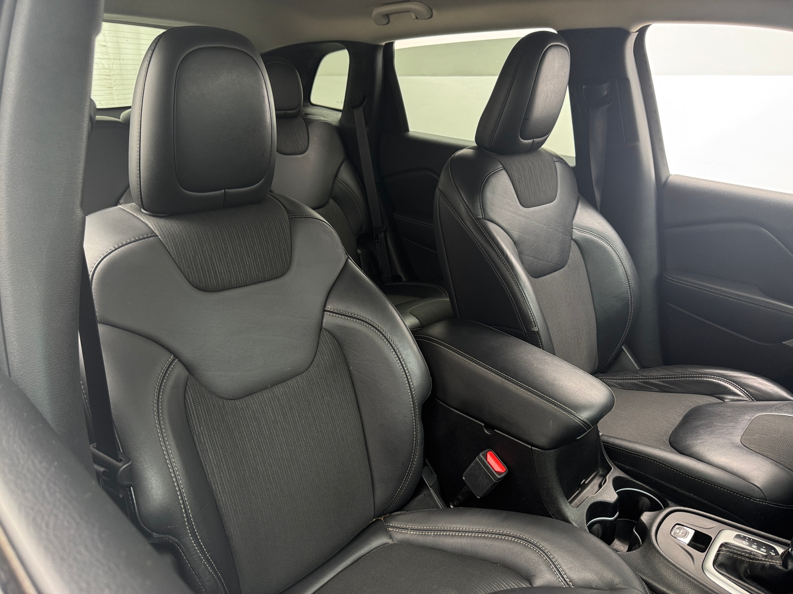 Thumbnail: 2018 Jeep Cherokee - 2