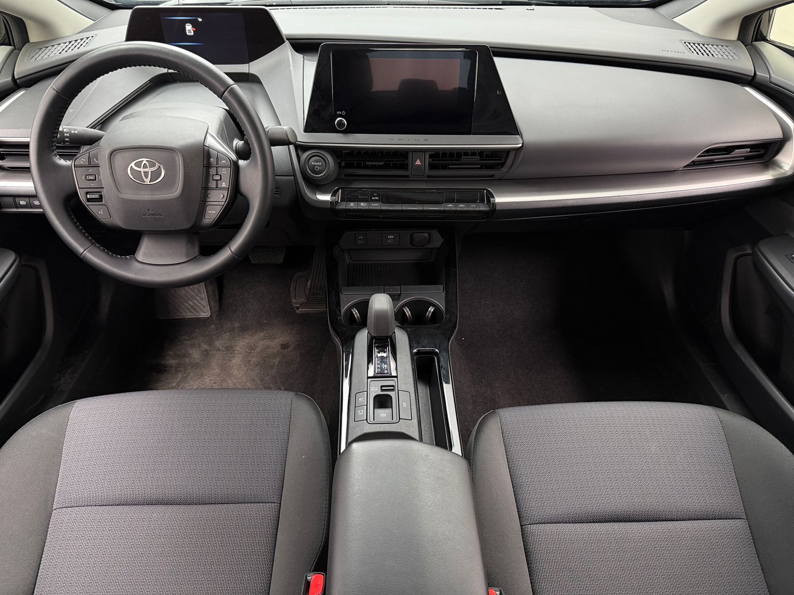 Thumbnail: 2025 Toyota Prius - 3