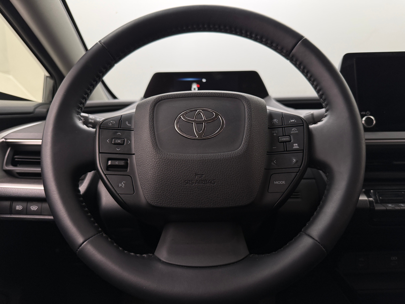 Thumbnail: 2025 Toyota Prius - 5