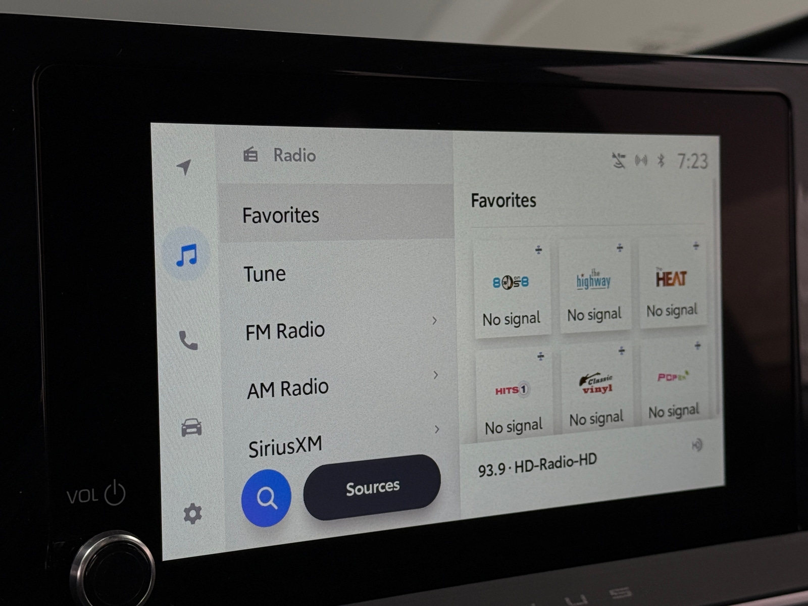 Thumbnail: 2025 Toyota Prius - 4