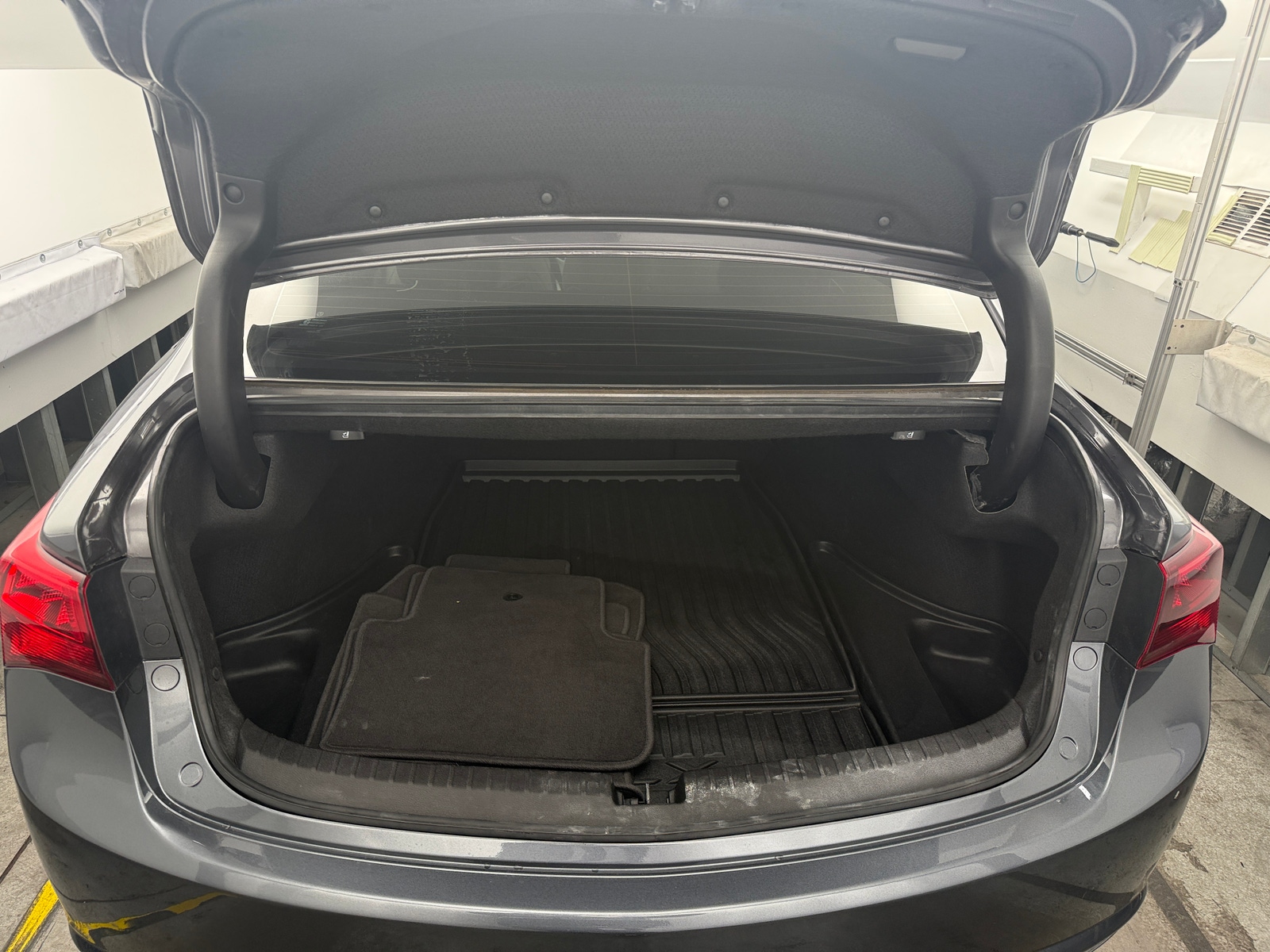 Thumbnail: 2020 Acura TLX - 6