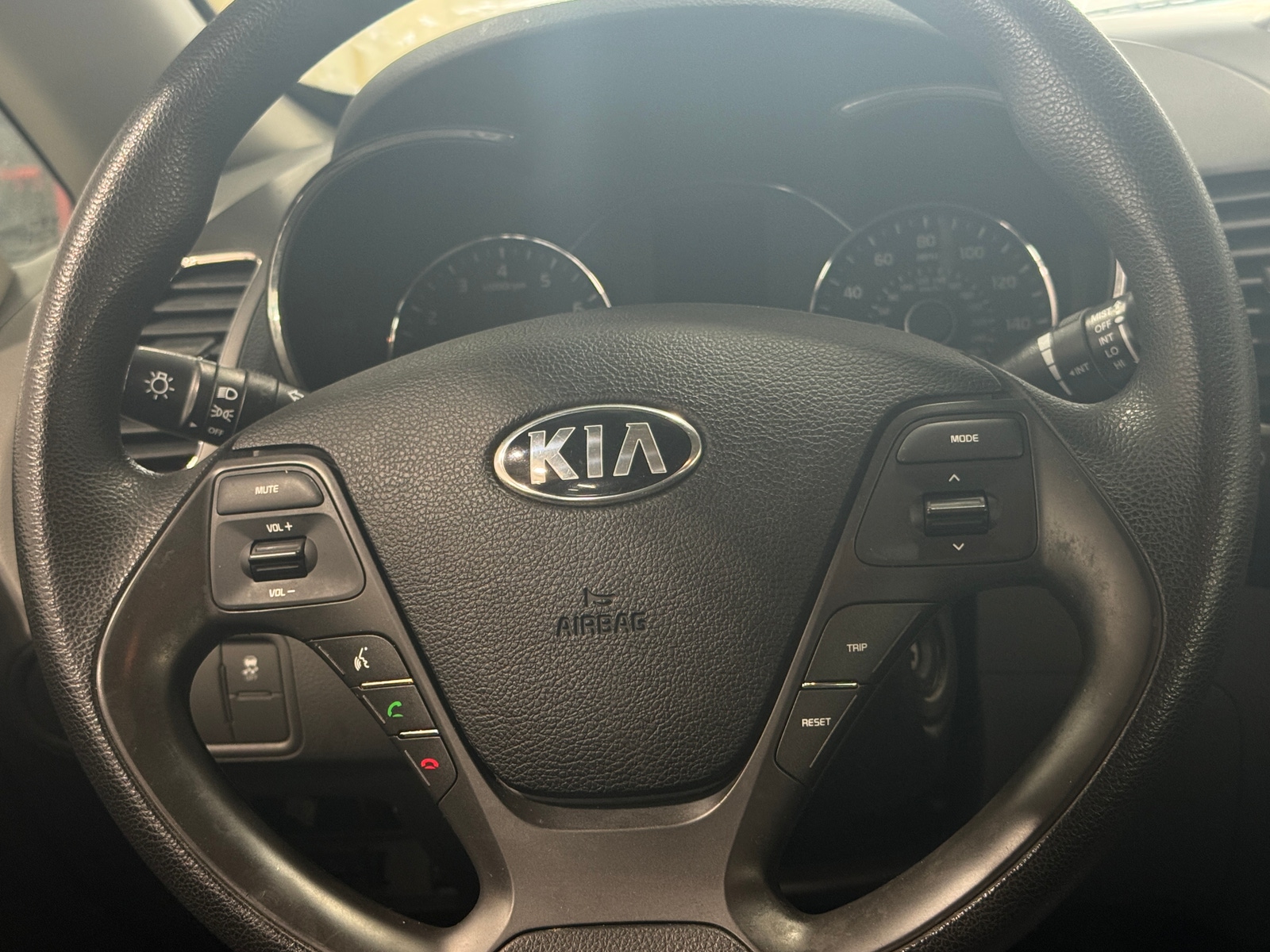 Thumbnail: 2017 Kia Forte - 5