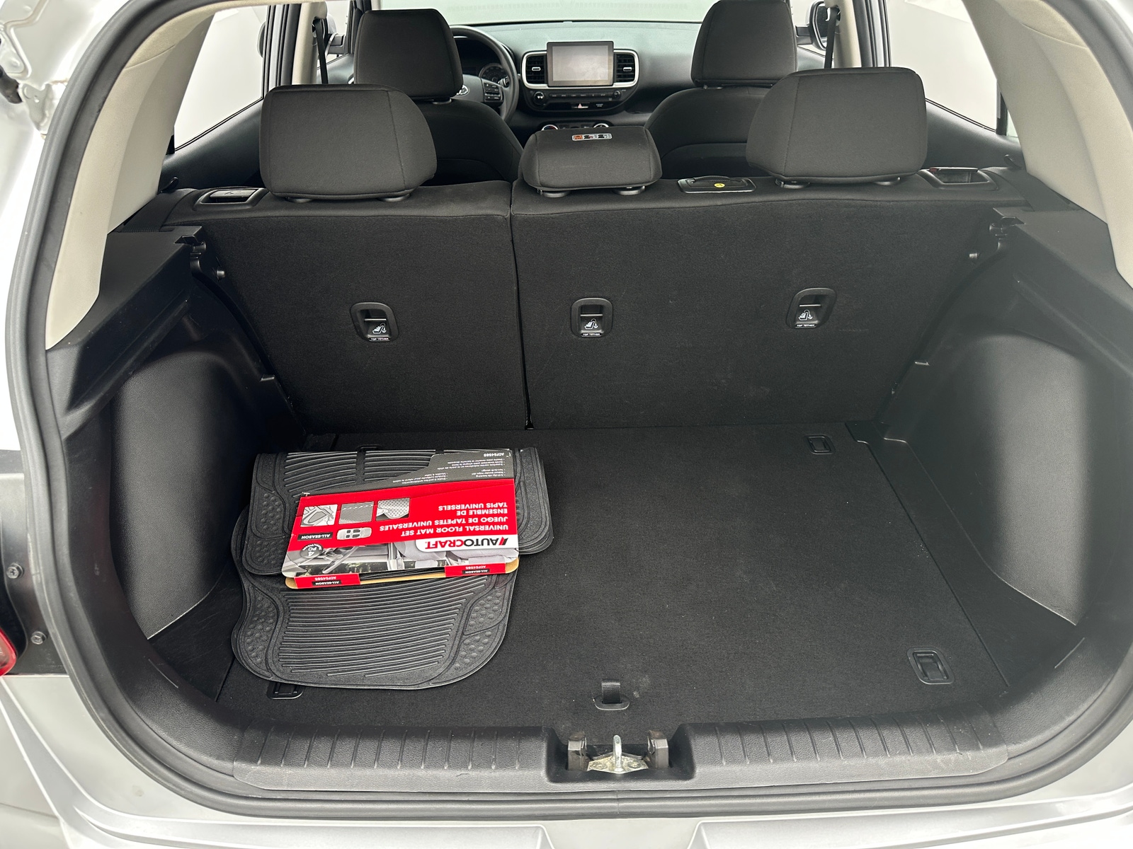 Thumbnail: 2021 Hyundai Venue - 7