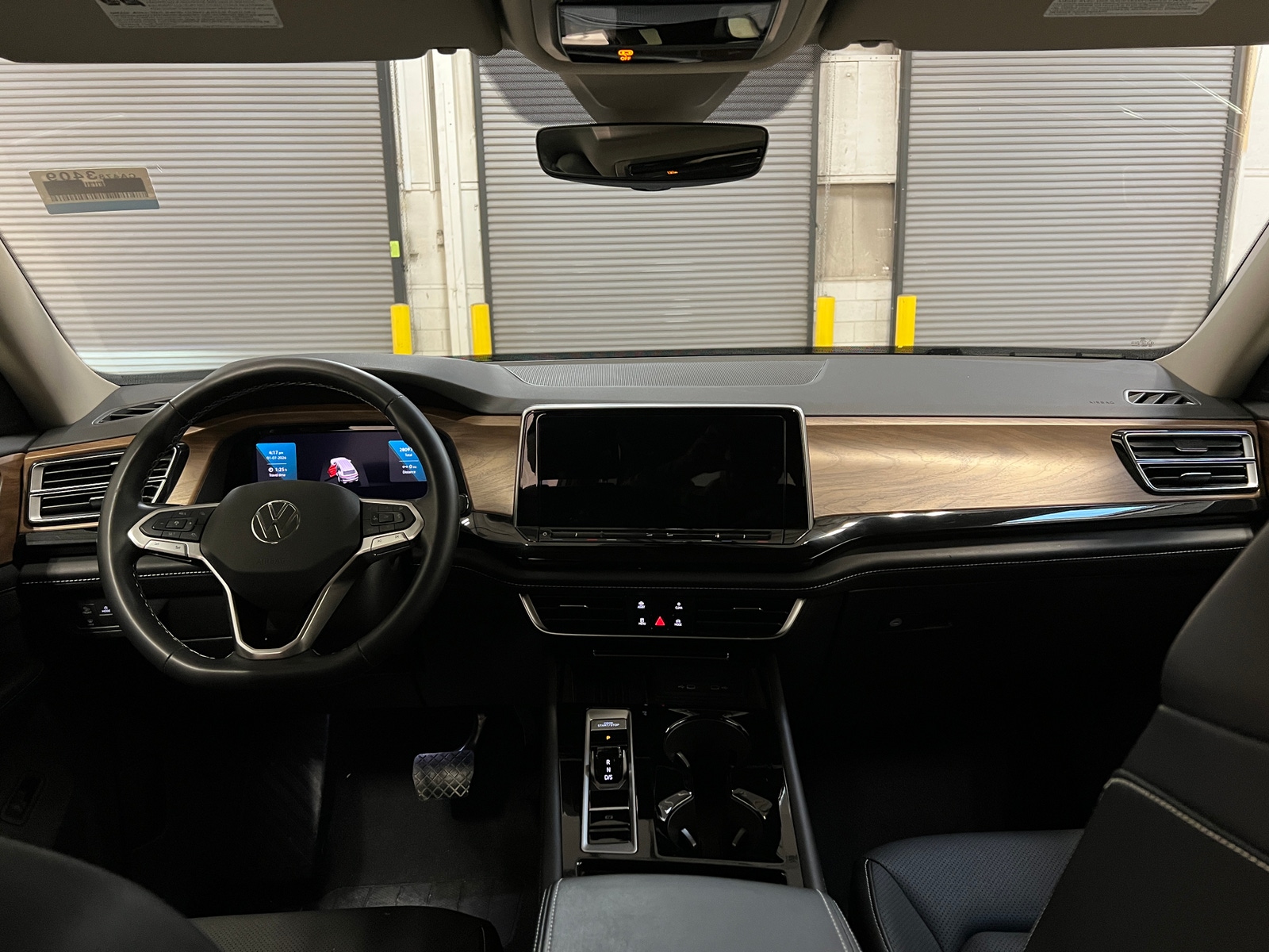 Thumbnail: 2025 Volkswagen Atlas - 2