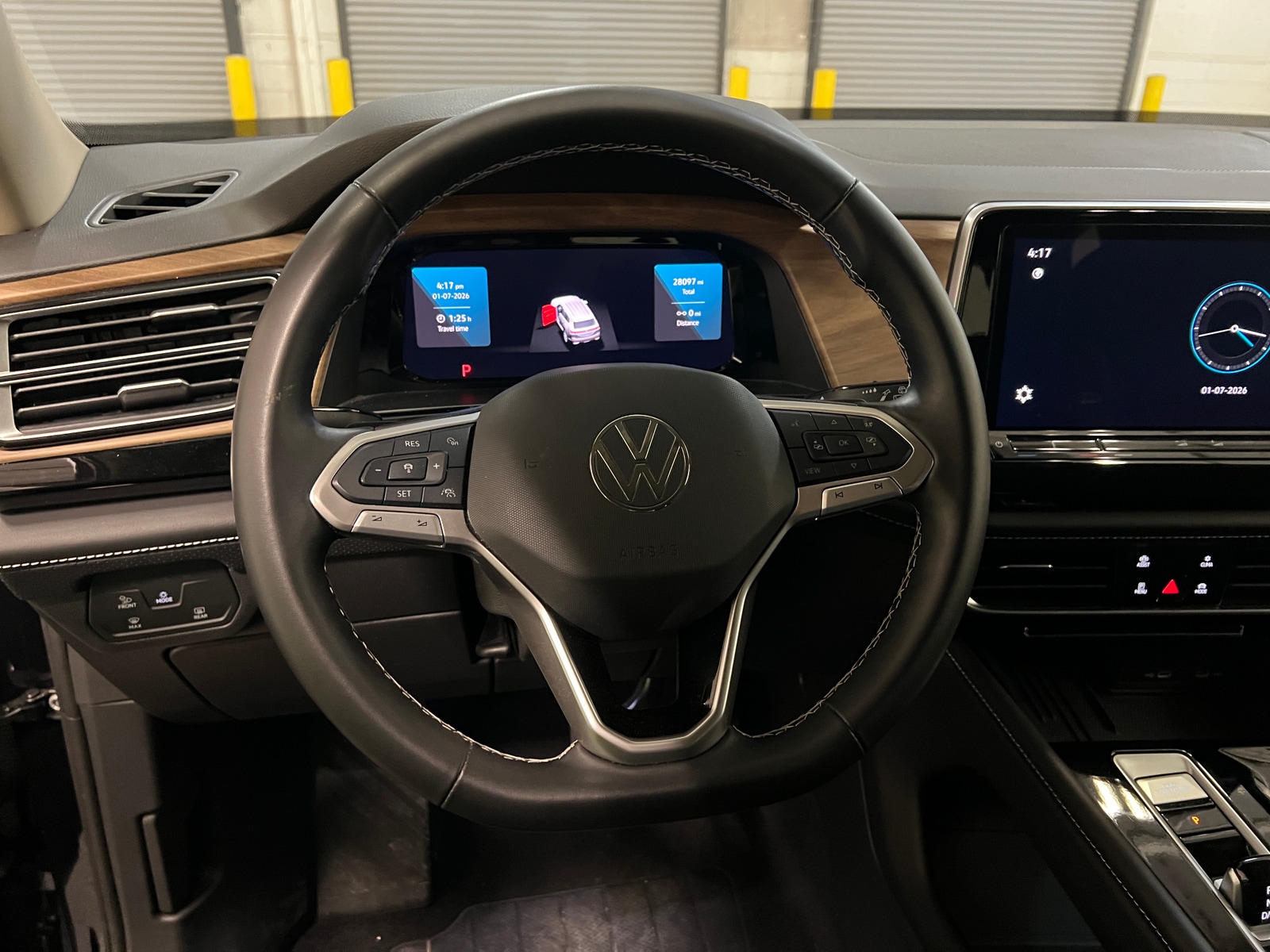 Thumbnail: 2025 Volkswagen Atlas - 4