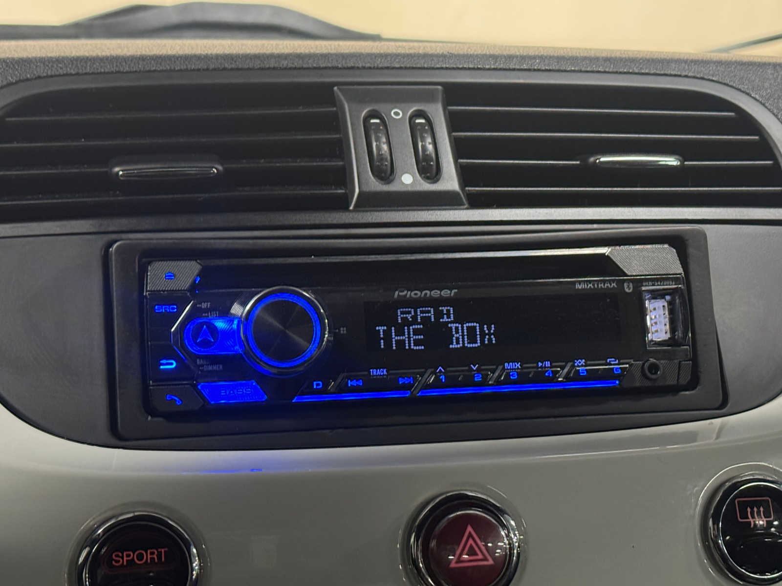 Thumbnail: 2013 Fiat 500 - 4