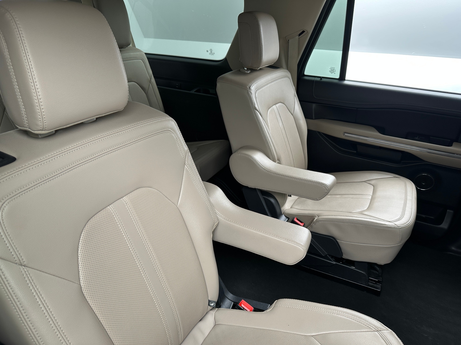 Thumbnail: 2024 Ford Expedition MAX - 5