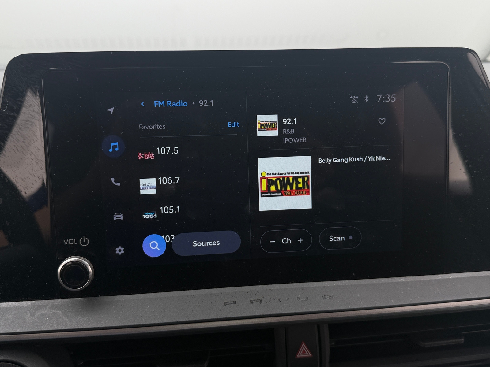 Thumbnail: 2025 Toyota Prius - 4