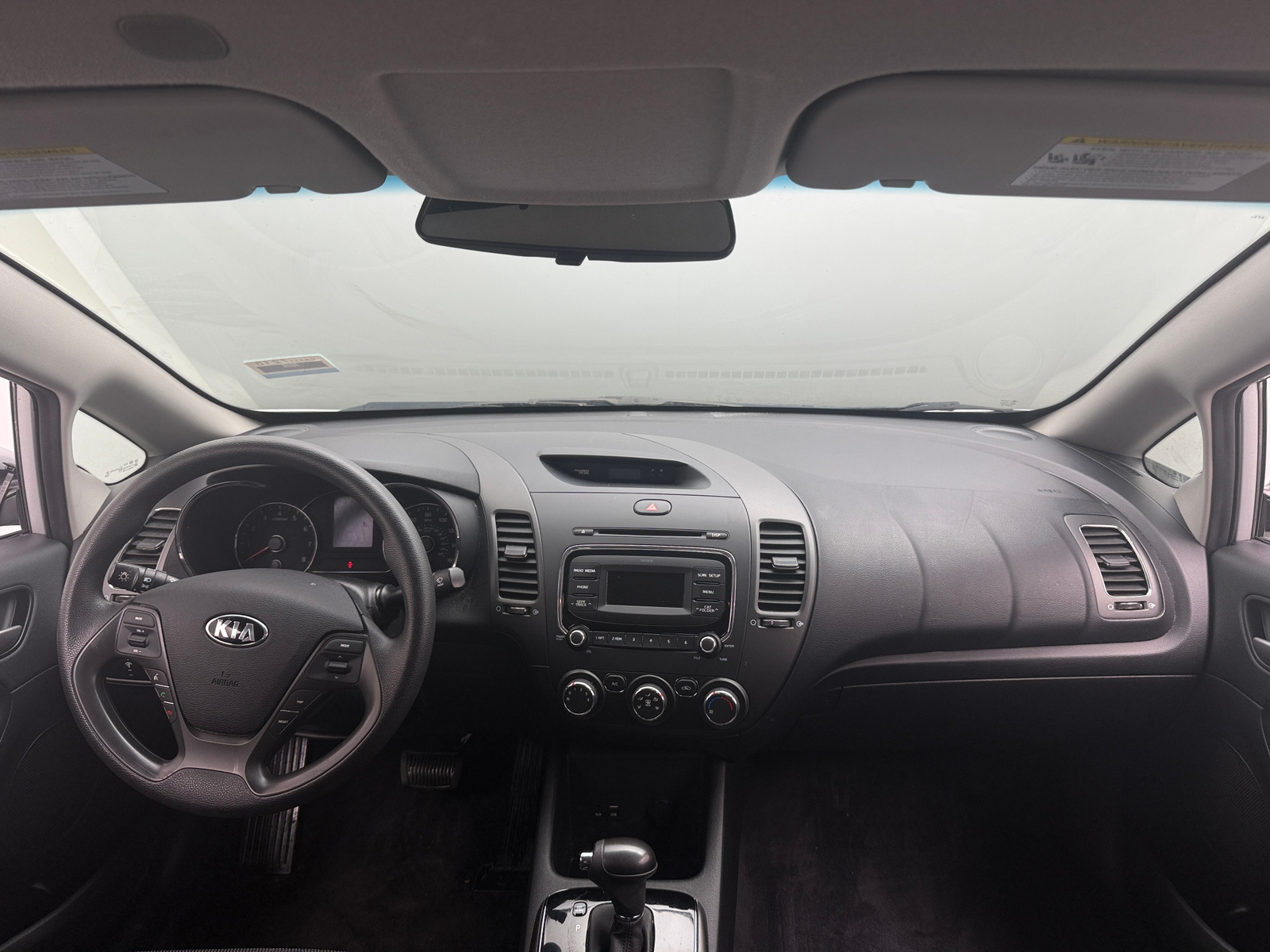 Thumbnail: 2017 Kia Forte - 3