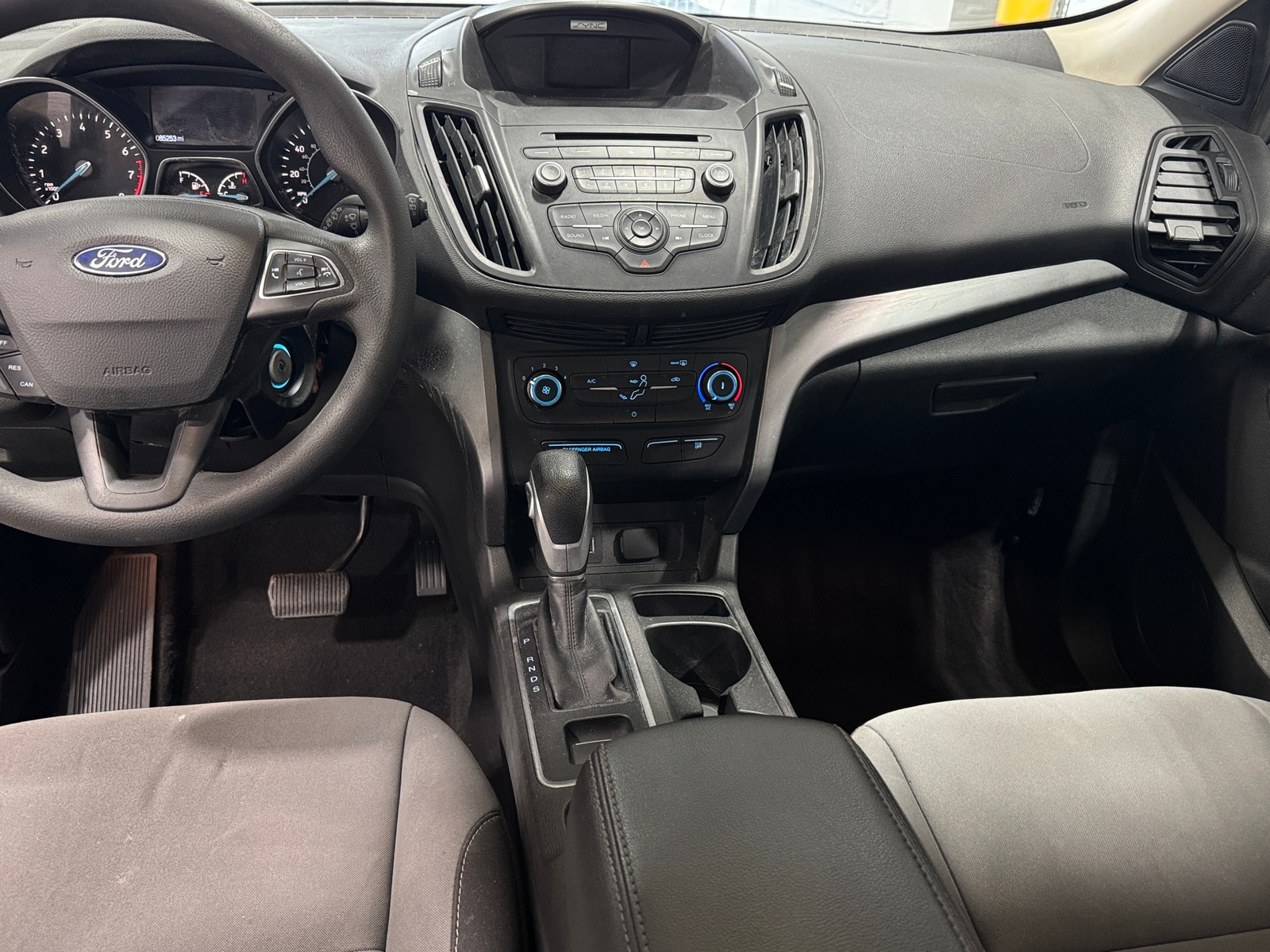 Thumbnail: 2017 Ford Escape - 3