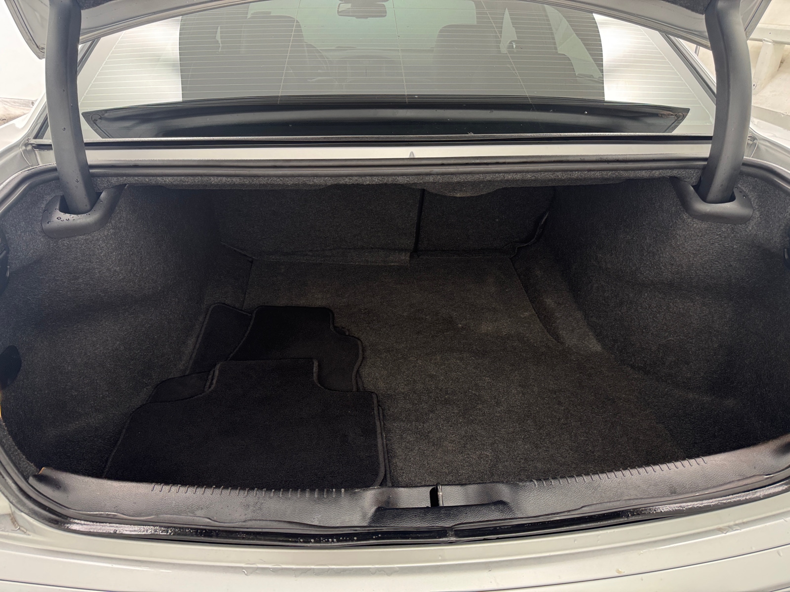 Thumbnail: 2021 Chrysler 300 - 6