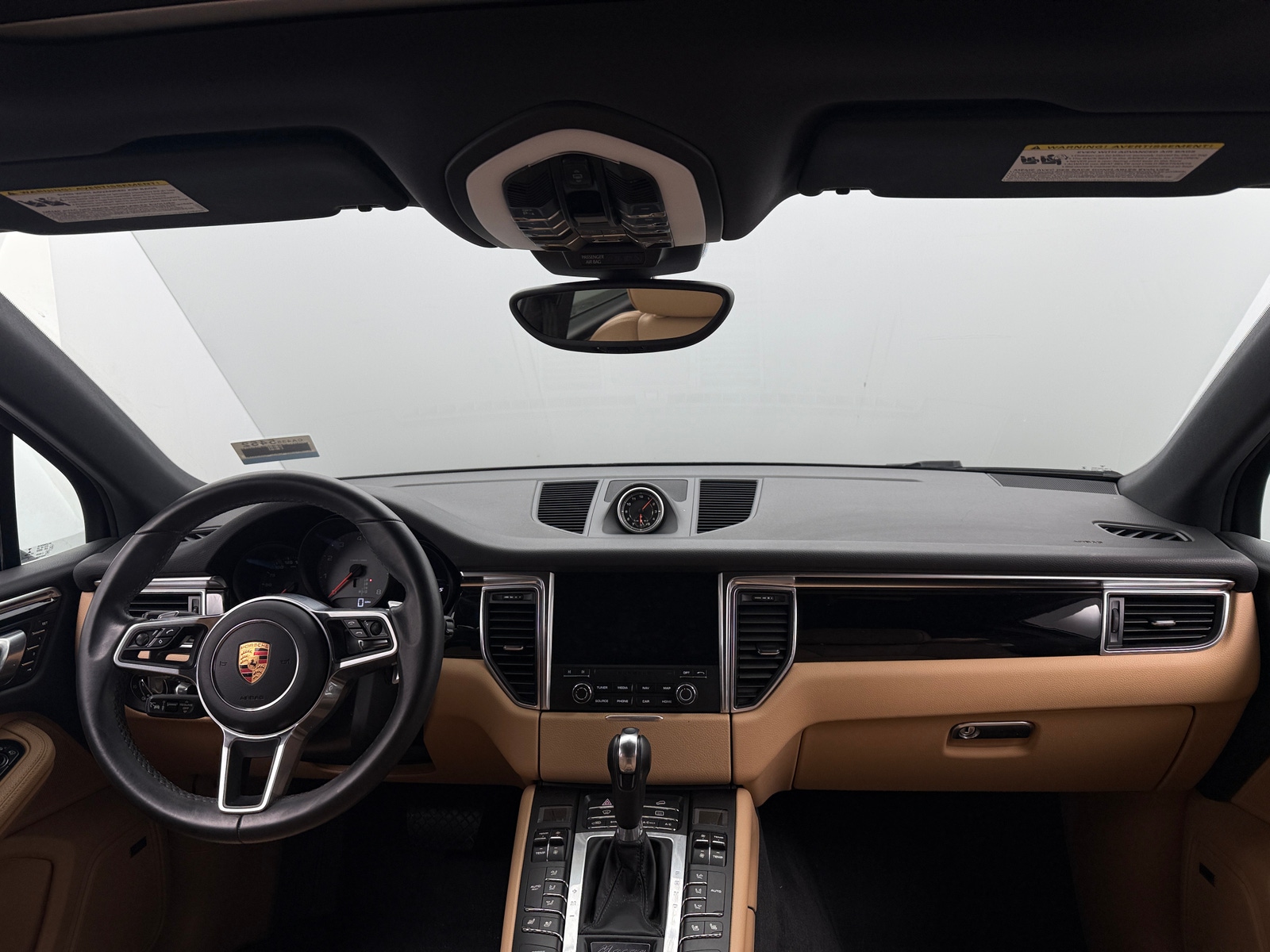 Thumbnail: 2018 Porsche Macan - 2