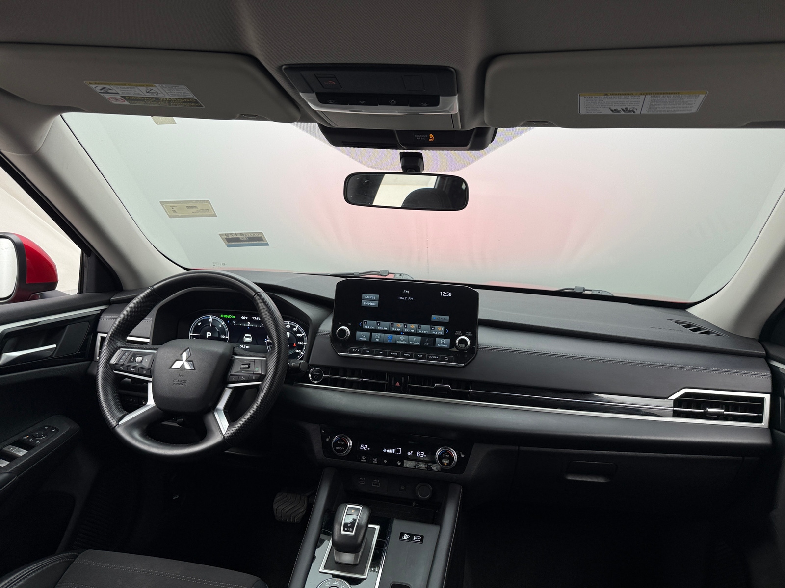 Thumbnail: 2023 Mitsubishi Outlander - 2