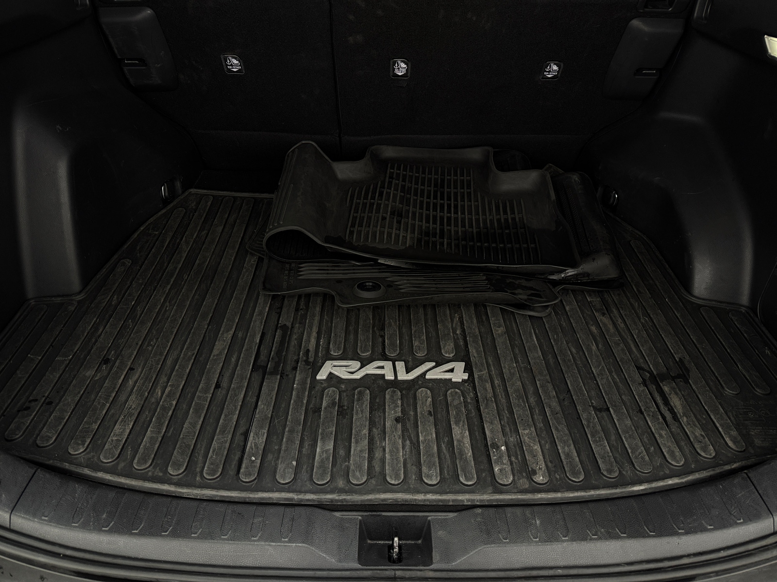 Thumbnail: 2023 Toyota RAV4 - 7