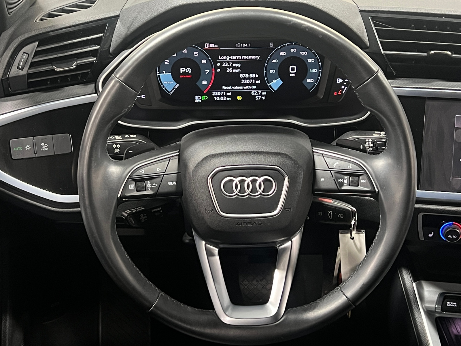 Thumbnail: 2022 Audi Q3 - 4