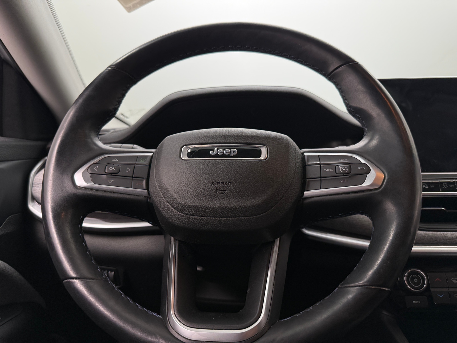 Thumbnail: 2022 Jeep Compass - 5