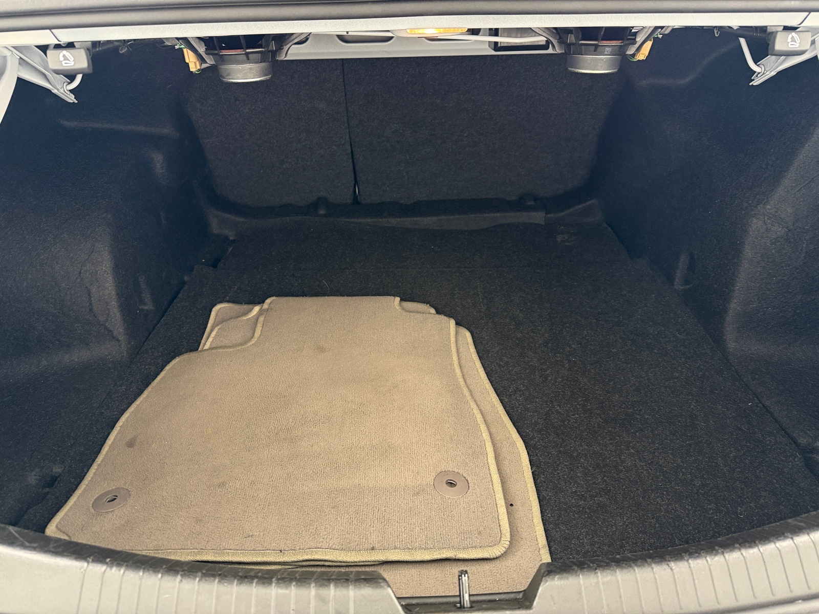 Thumbnail: 2024 Chevrolet Malibu - 6