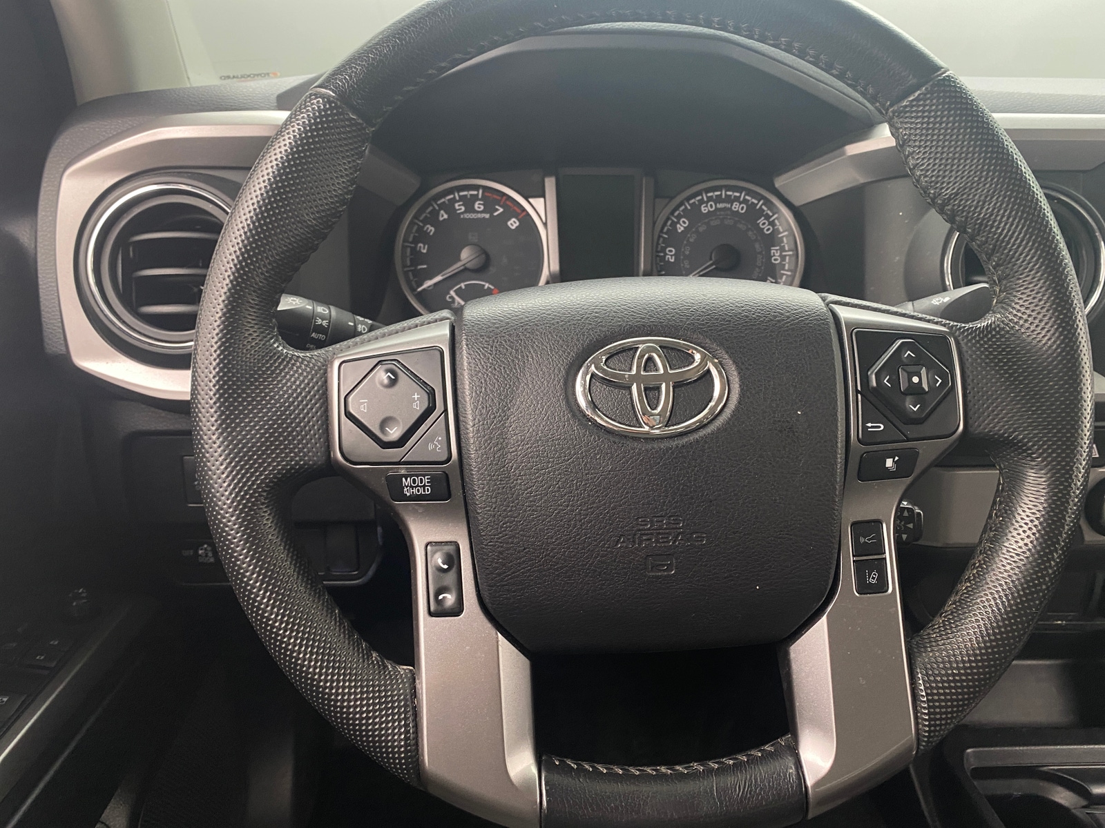 Thumbnail: 2021 Toyota Tacoma - 5