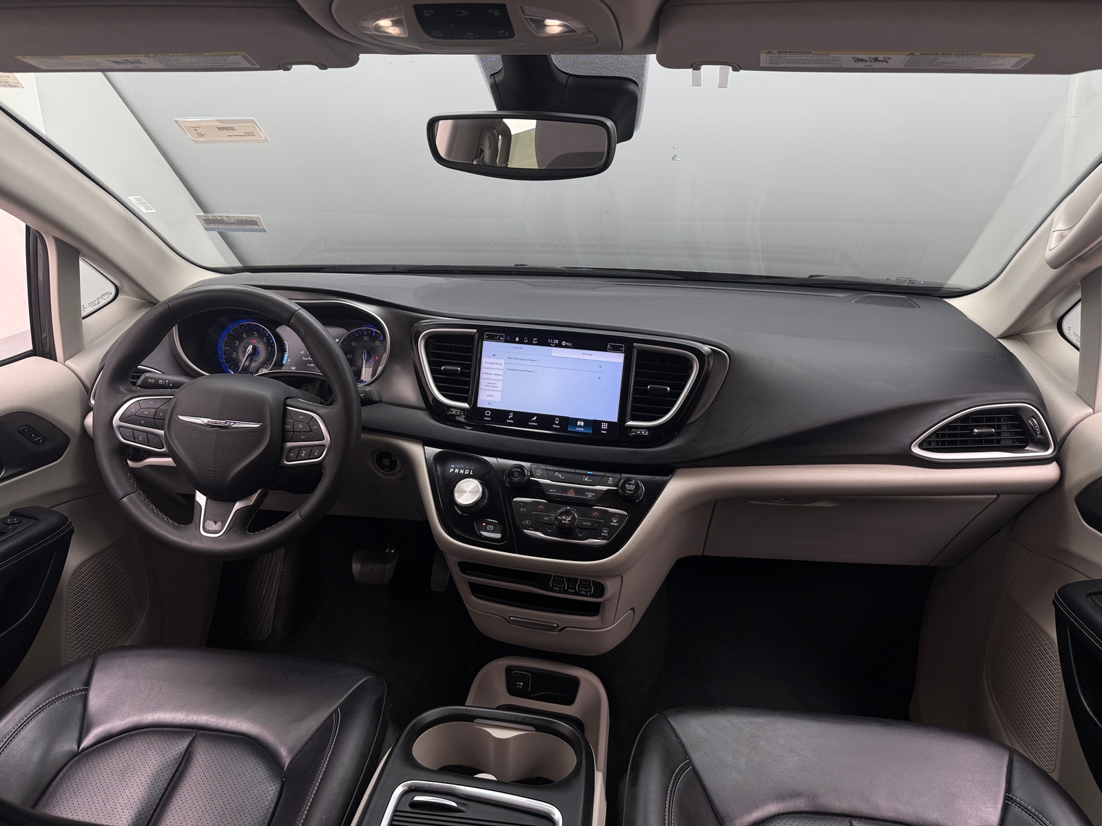 Thumbnail: 2023 Chrysler Pacifica - 2