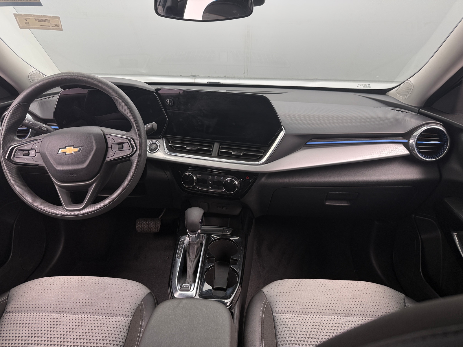 Thumbnail: 2025 Chevrolet Trax - 3