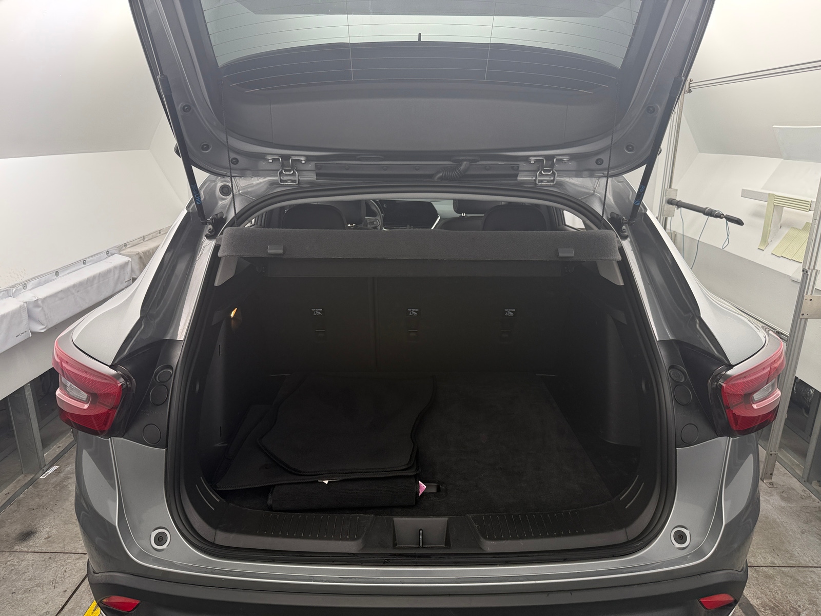 Thumbnail: 2025 Chevrolet Trax - 7