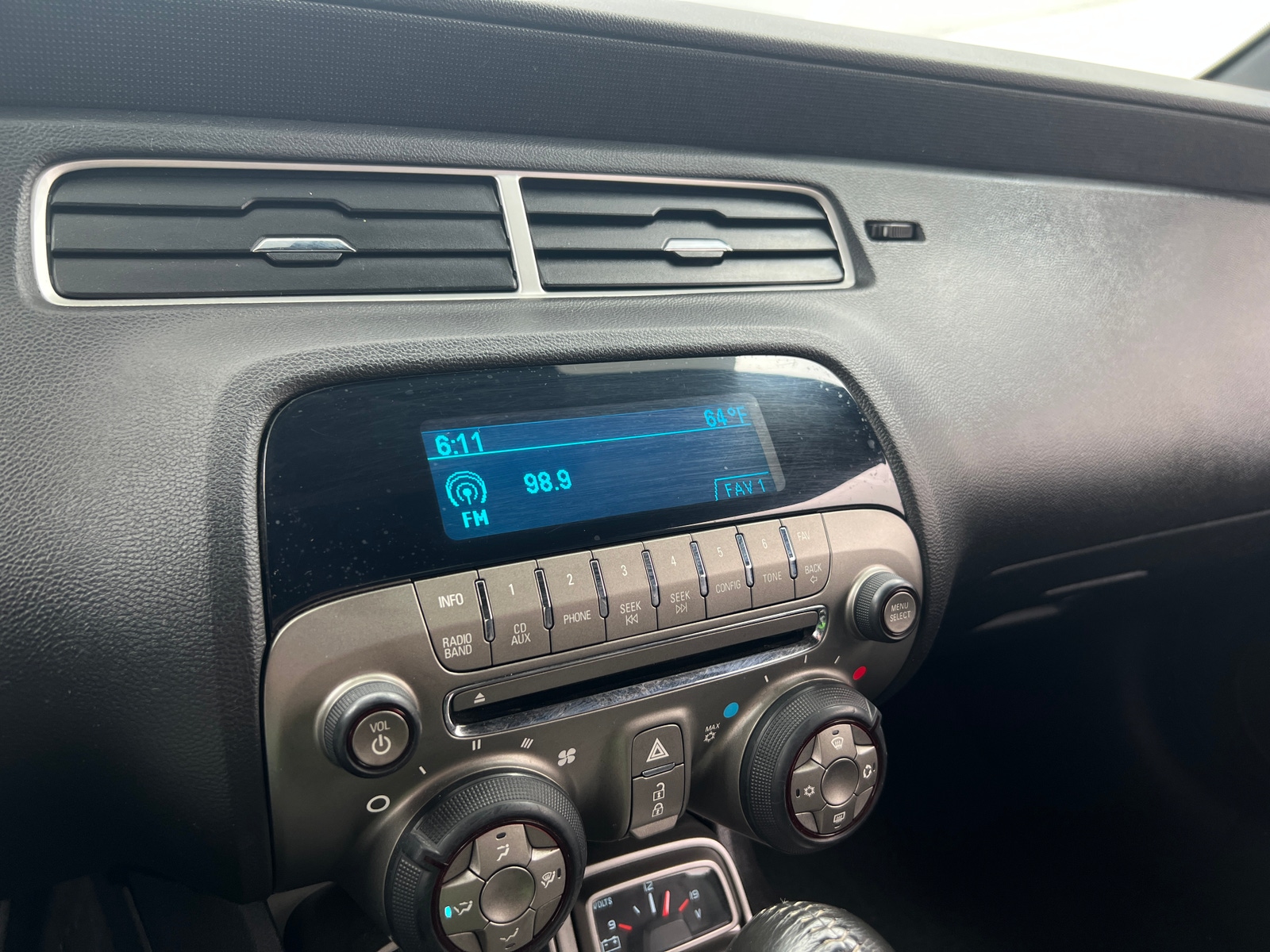 Thumbnail: 2011 Chevrolet Camaro - 3